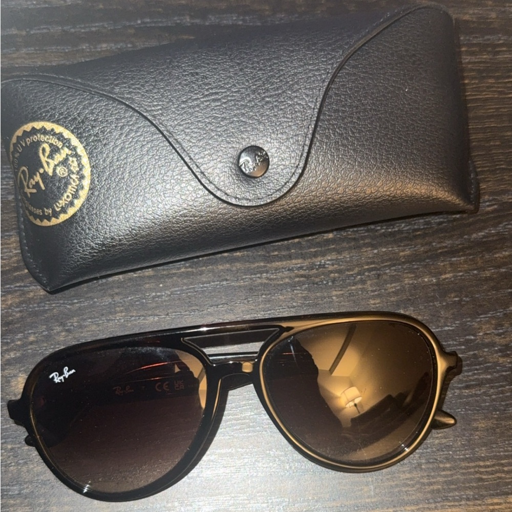 Ray-Ban Classic Black Aviator Sunglasses